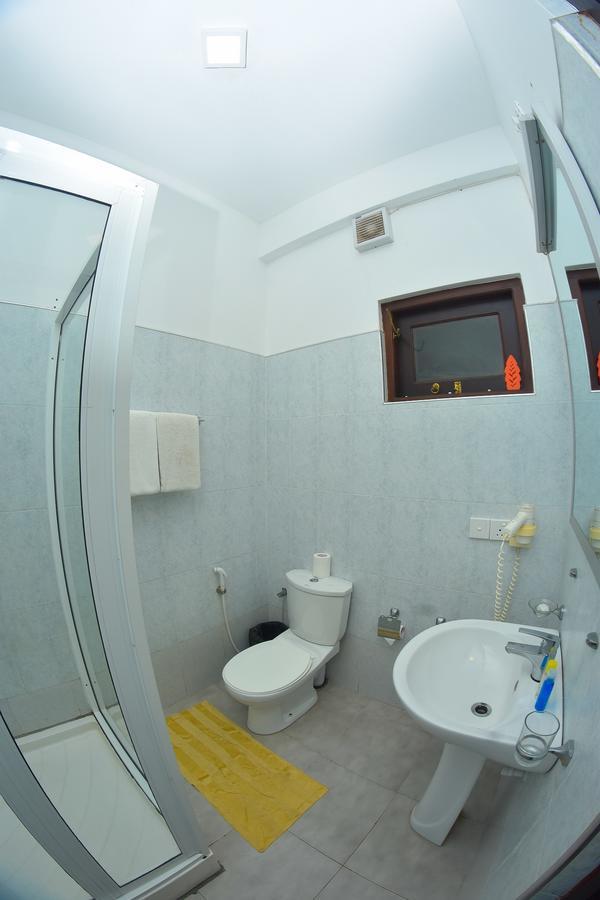 Zendara Hotel Negombo Exterior foto