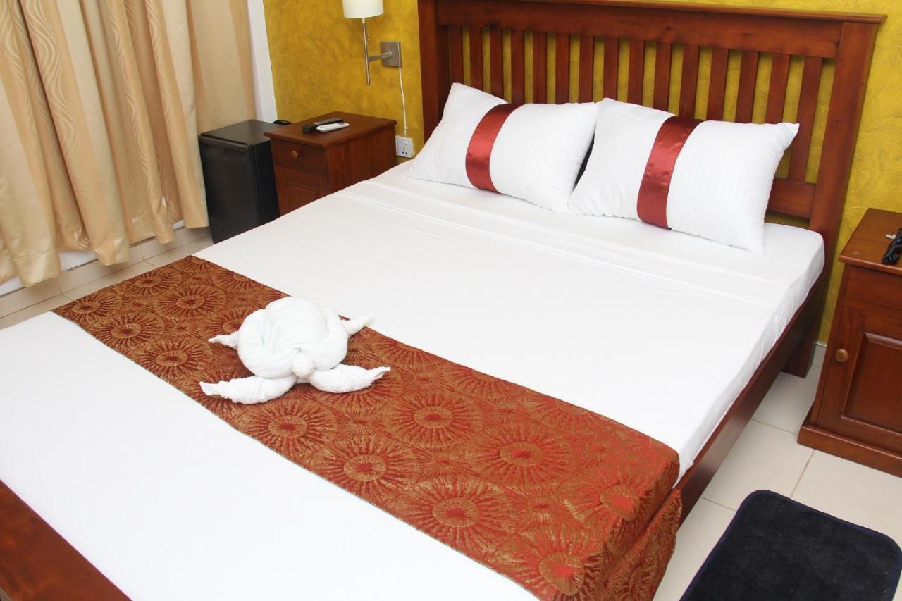 Zendara Hotel Negombo Exterior foto